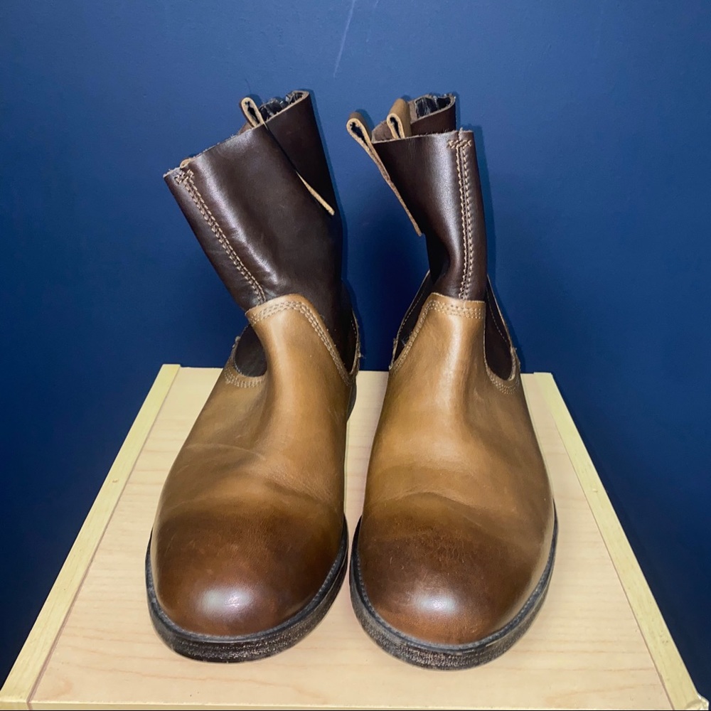 Clarks brown boot 10